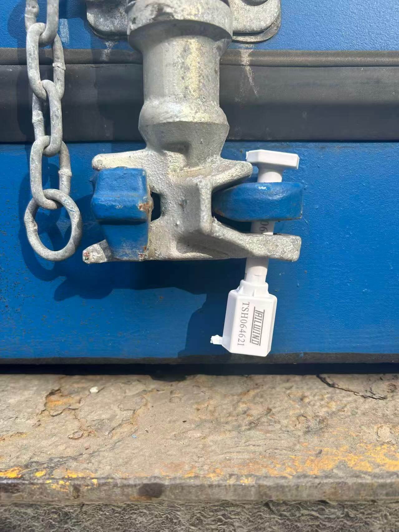 Seal Lock